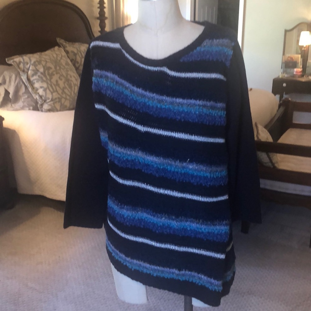 Laru Lane xl sweater.